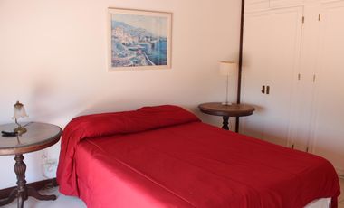 Venta , Alquiler Temporario. Casa  sobre el golf en  Golfers c.c