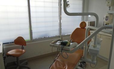 VENTA CASA 4 AMBIENTES EN OLIVOS