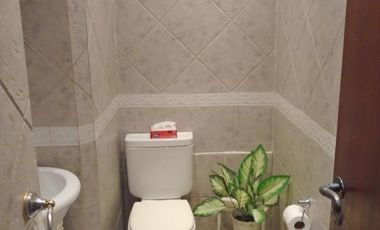VENTA CASA 4 AMBIENTES EN OLIVOS