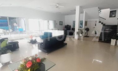 VENDO HERMOSA CASA HOTEL IDEAL  PARA  AIRBNB EN GUADUAS CUNDINAMARCA