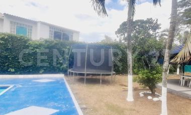 VENDO HERMOSA CASA HOTEL IDEAL  PARA  AIRBNB EN GUADUAS CUNDINAMARCA