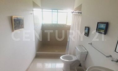 VENDO HERMOSA CASA HOTEL IDEAL  PARA  AIRBNB EN GUADUAS CUNDINAMARCA