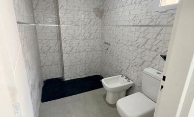 Vende Casa en PH de 1 Sóla Planta