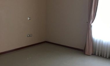 Casa en Renta con Alberca muy cerca del Hospital Puerta de Hierro en Colima