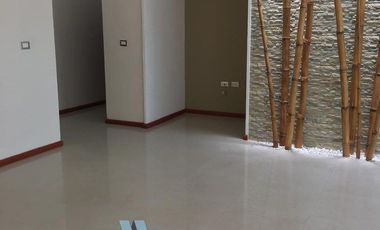 Casa en Renta con Alberca muy cerca del Hospital Puerta de Hierro en Colima