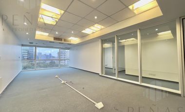 Oficina  impecable  de 120 m2 Edificio Corporativo AAA  en Monserrat - 1 cocheras