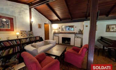 Casa en venta en Bella Vista con pileta