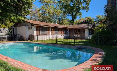 Casa en venta en Bella Vista con pileta