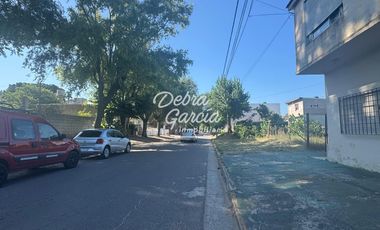 TERRENO MAR DE AJO 8 CUADRAS DEL MAR. TODOS LOS SERVICIOS.