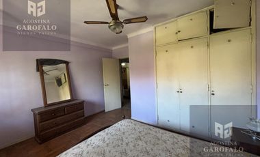 Casa multifamiliar, 6 ambientes, terraza propia, boedo
