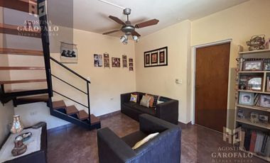 Casa multifamiliar, 6 ambientes, terraza propia, boedo