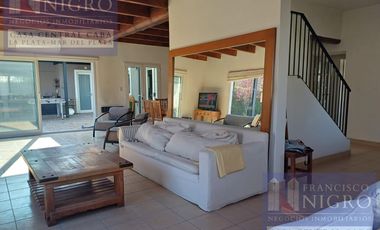 Venta Casa 4 Dormitorios en Bella Vista