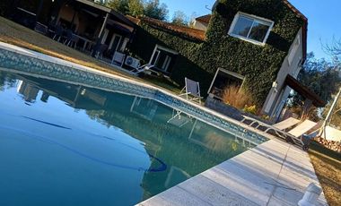 Venta Casa 4 Dormitorios en Bella Vista