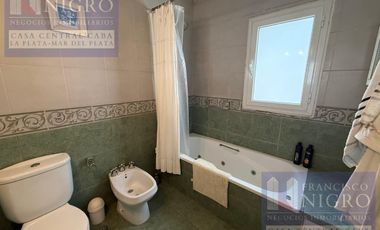 Venta Casa 4 Dormitorios en Bella Vista