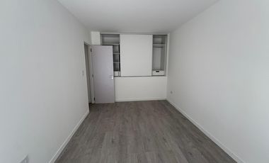 Departamento de dos dormitorios con patio