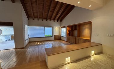 CASA EN VENTA DE UNA PLANTA EN TROJES DE KRISTAL, AGUASCALIENTES