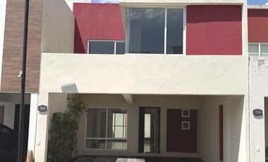 RENTA DE CASA EN FRACC. VILLA TOSCANA III TOLUCA