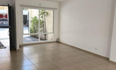 RENTA DE CASA EN FRACC. VILLA TOSCANA III TOLUCA