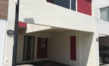 RENTA DE CASA EN FRACC. VILLA TOSCANA III TOLUCA