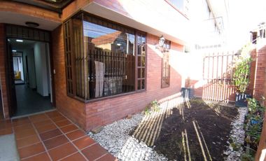 Casa Urbana Cota ARRIENDO $ 4.000.000