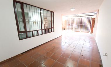 Casa Urbana Cota ARRIENDO $ 4.000.000
