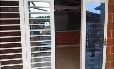 ALQUILER APARTAMENTO TERCER PISO SON CARLOS CALI