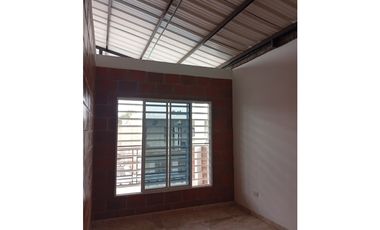 ALQUILER APARTAMENTO TERCER PISO SON CARLOS CALI