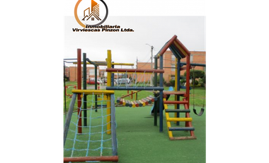 SE VENDE CASA CIUDADELA DE GRAN GRANADA, CR PARQUES DE GRANADA -SRC