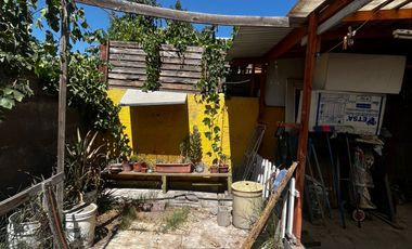 CASA 3 DORMITORIOS EN SECTOR TRANQUILO QUILICURA