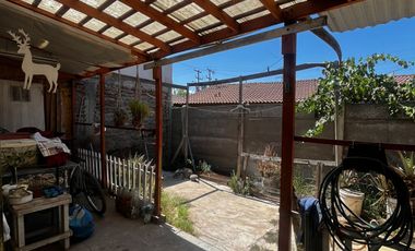 CASA 3 DORMITORIOS EN SECTOR TRANQUILO QUILICURA