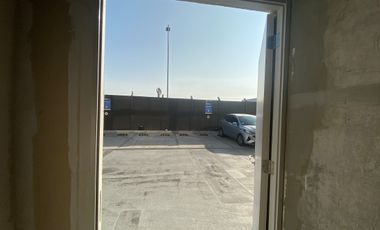 ARRIENDA TU LOCAL EN MODERNO STRIP CENTER