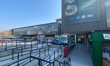 ARRIENDA TU LOCAL EN MODERNO STRIP CENTER