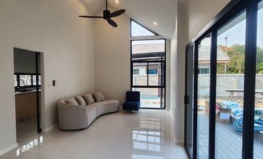 3 Bedroom Villa for sale in Luang Nuea, Chiang Mai