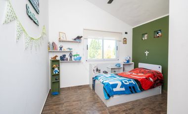 IMPECABLE CASA EN ARROYO LEYES