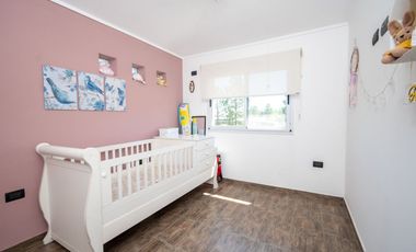 IMPECABLE CASA EN ARROYO LEYES