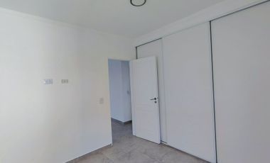 ALQUILER DOS AMBIENTES EN CASEROS