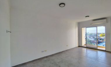 ALQUILER DOS AMBIENTES EN CASEROS