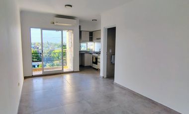 ALQUILER DOS AMBIENTES EN CASEROS