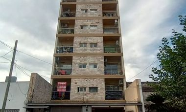 ALQUILER DOS AMBIENTES EN CASEROS
