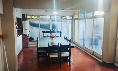 VENTA OPORTUNIDAD!! CASA 4 AMBIENTES MORON