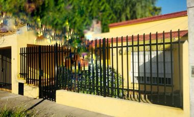 VENTA OPORTUNIDAD!! CASA 4 AMBIENTES MORON