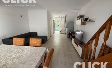 Departamento 3 ambientes en venta con cochera en Country El Venado I
