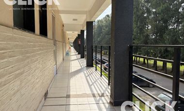 Departamento 3 ambientes en venta con cochera en Country El Venado I