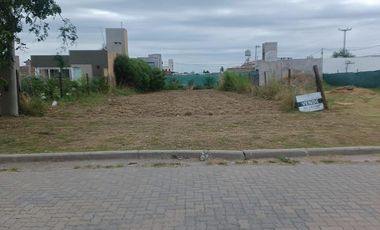 VENTA TERRENO APTO COMERCIAL EN ESTACIÓN ALVEAR