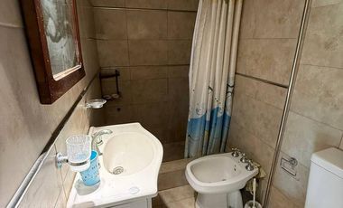 Casa en venta a metros de la laguna de Mar Chiquita - lote de 541m2
