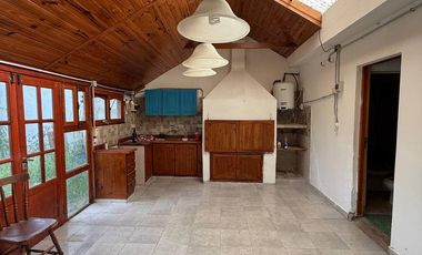 Casa en venta a metros de la laguna de Mar Chiquita - lote de 541m2