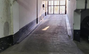 Venta departamento 5 dormitorios con cochera y baulera