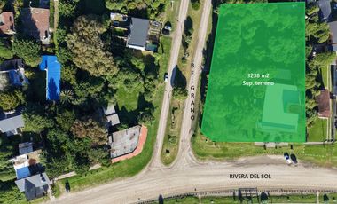 Complejo en venta sobre 4 lotes  con frente a la Laguna de Mar Chiquita