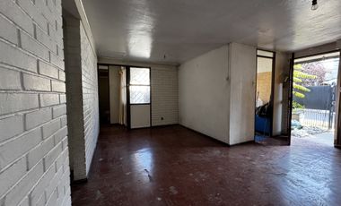 Casa en venta c/ estacionamiento en Zapadores