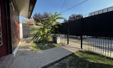 Casa en venta c/ estacionamiento en Zapadores